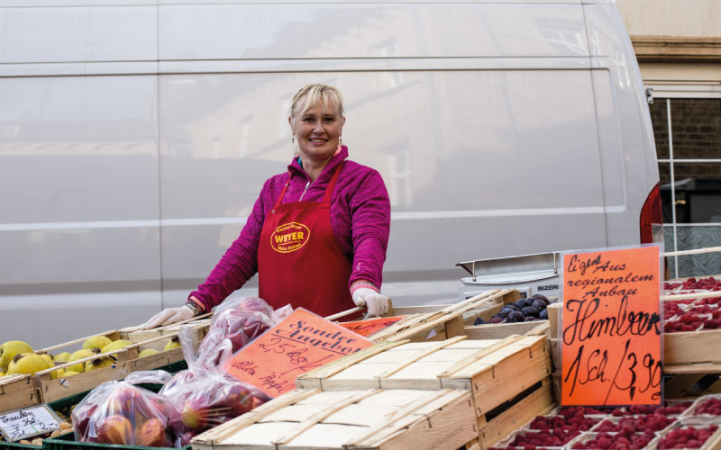 obstverkauf-obst-und-traubenmarkt-2018.jpg